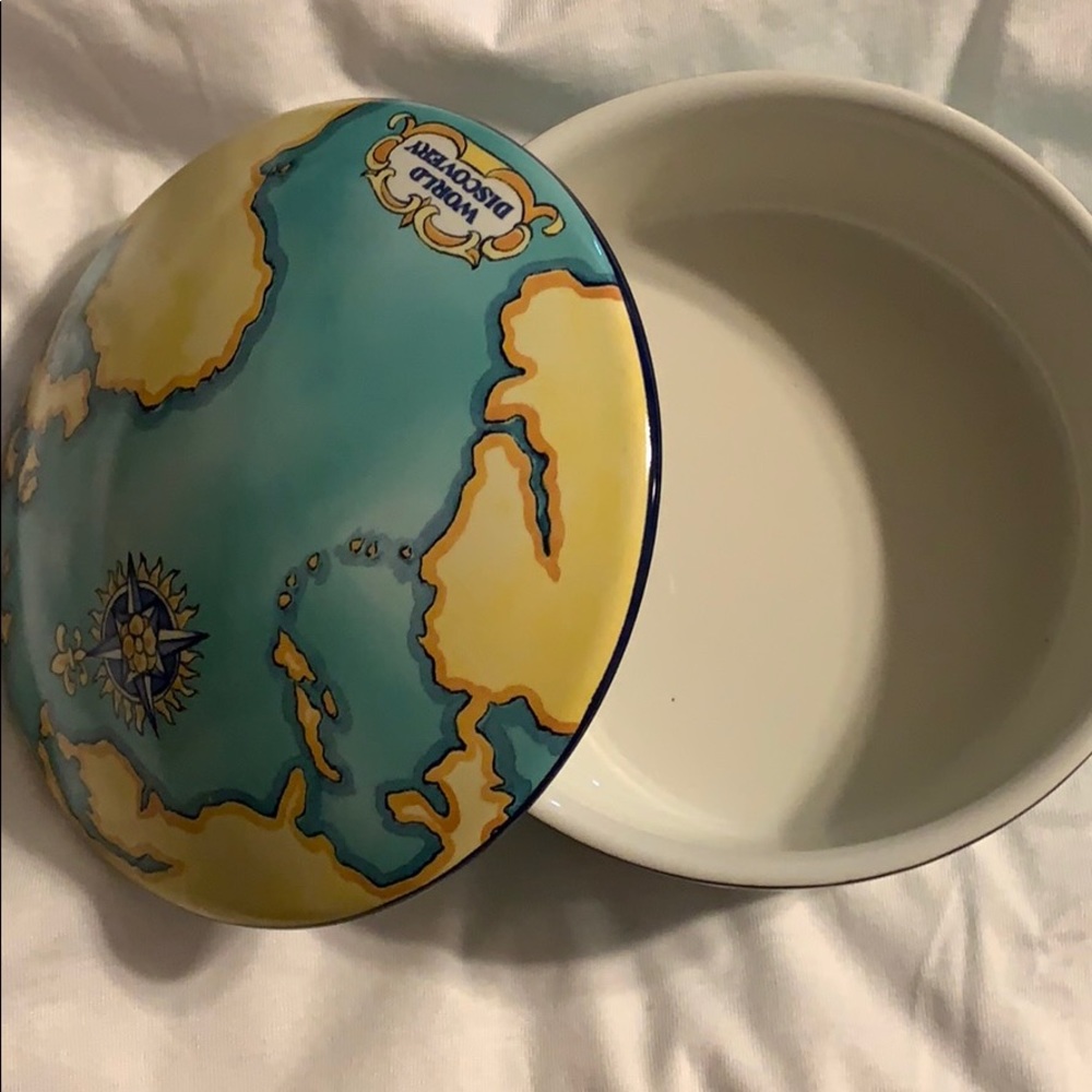 Tiffany and co 2000 world discovery trinket box